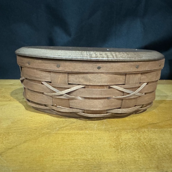 Longaberger football basket - Picture 2 of 5